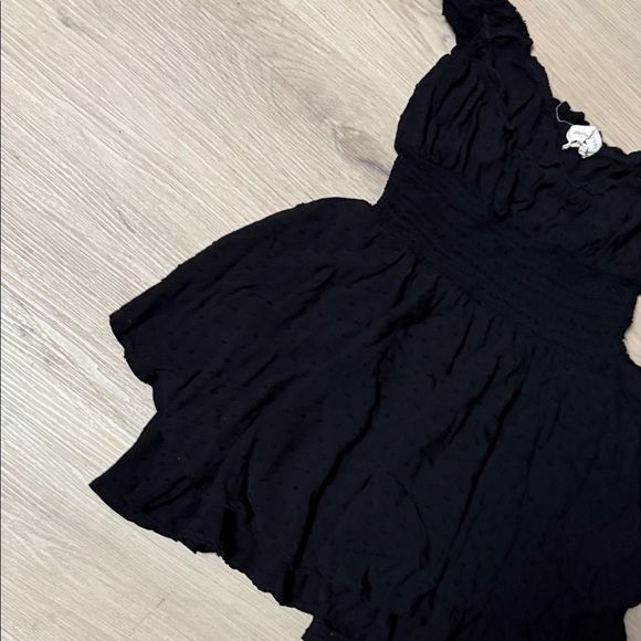 Urban Outfitters Smocked Tiered Sleeveless Soft Neutral Black Mini Dress - Picture 3 of 6